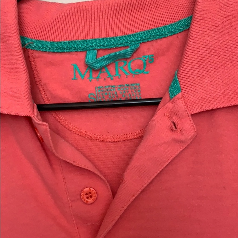 Polo - Picture 2 of 2